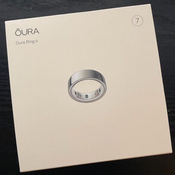 Oura Ring Gen 4 - Silver - Size 7-Brand New, Sealed - Picture 1 of 7